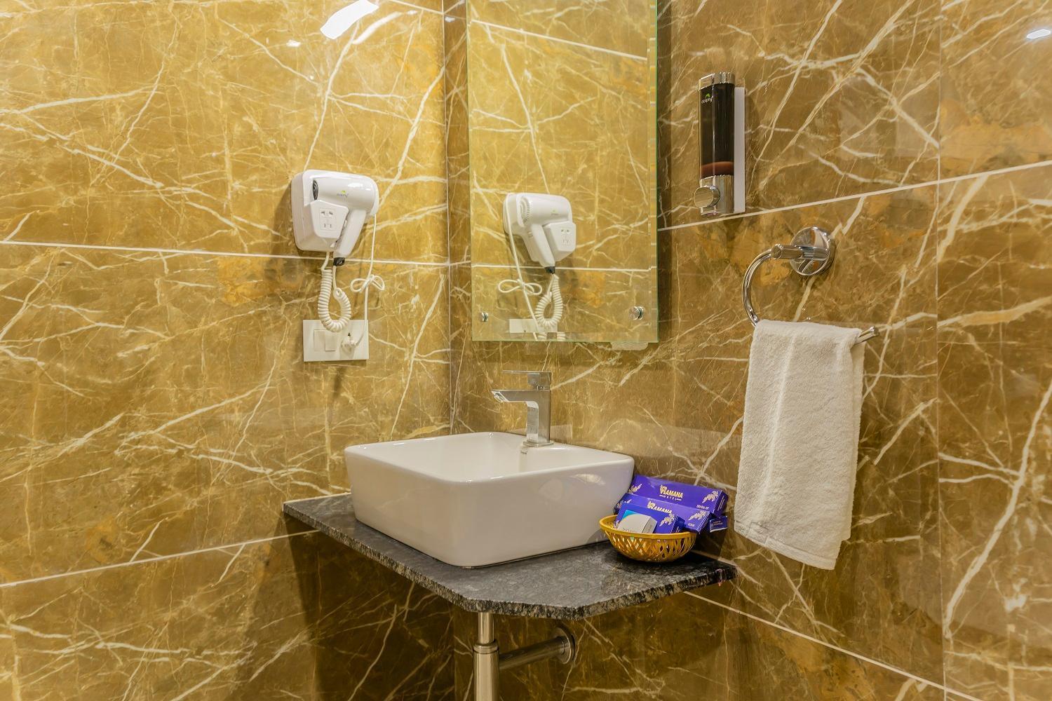 Ramana Hotel Удайпур Екстер'єр фото